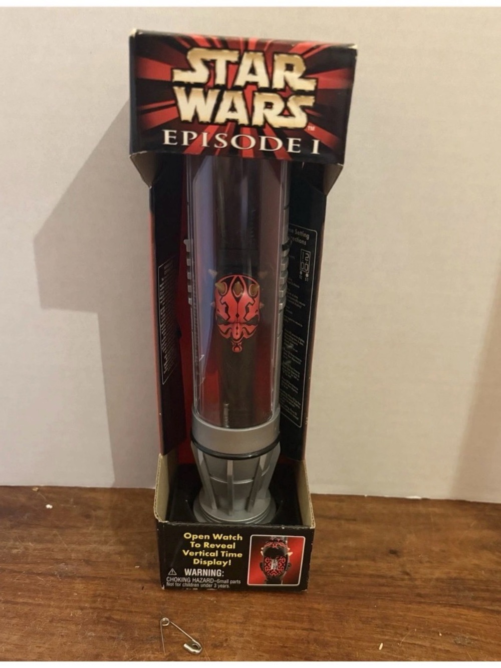 Star Wars Episode I Darth Maul Collector Watch Lightsaber Display Case 1999